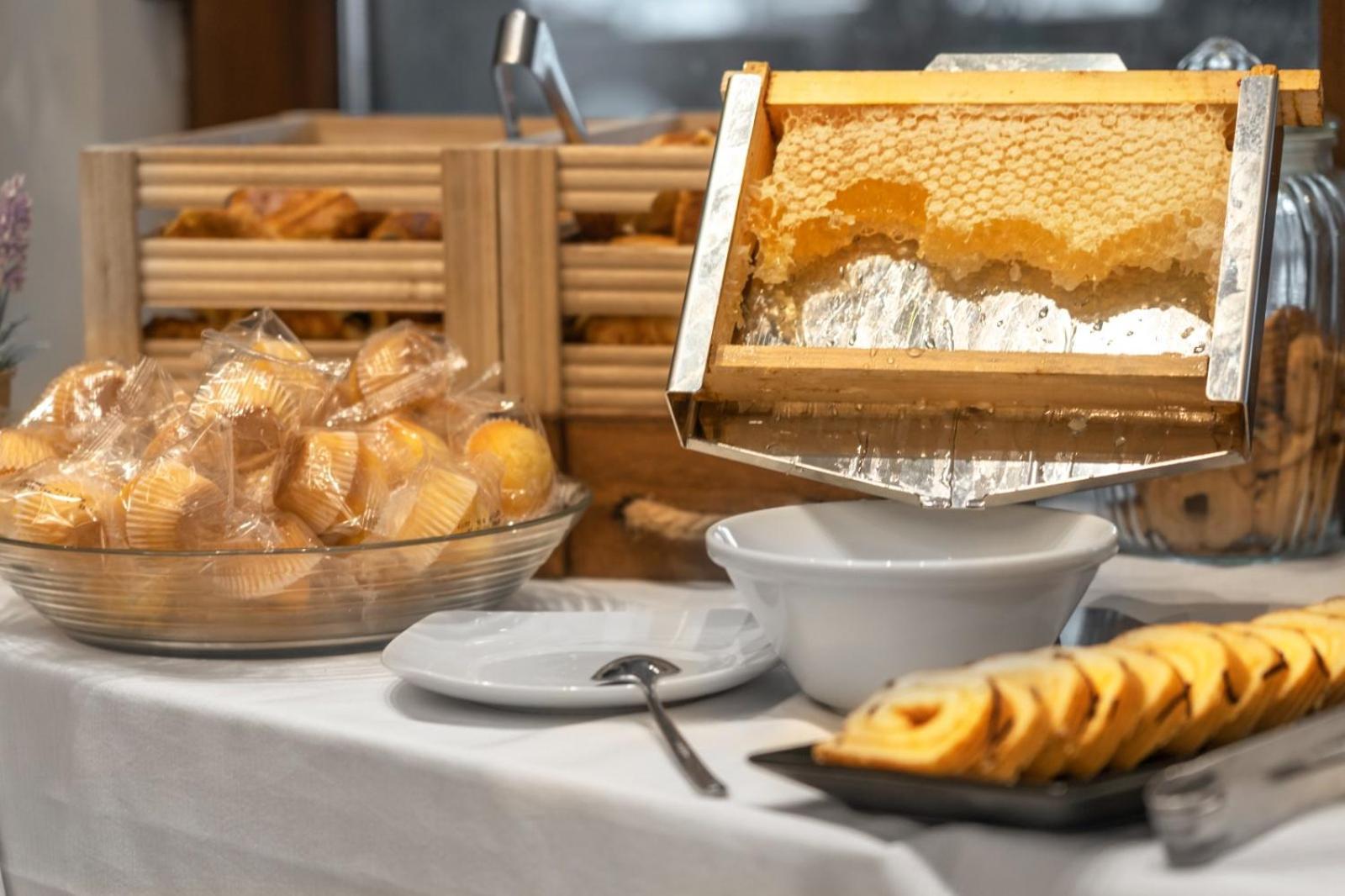 Hotel Manor Navodari Ngoại thất bức ảnh